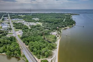 17 S Bay Shore Dr, Eastpoint, FL 32328 - Photo 13