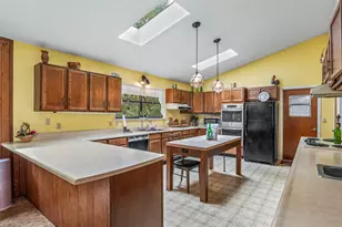 17 S Bay Shore Dr, Eastpoint, FL 32328 - Photo 35