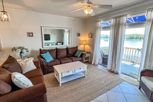 401 St James Ave, Carrabelle, FL 32322 - Photo 13