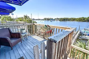 401 St James Ave, Carrabelle, FL 32322 - Photo 15