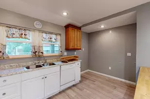 1007 Monument Ave, Port Saint Joe, FL 32456 - Photo 23