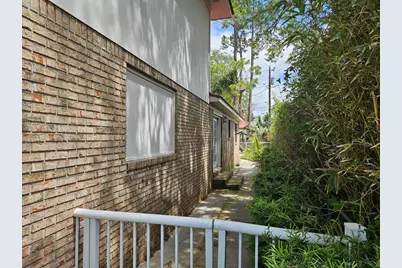 1007 Monument Ave, Port Saint Joe, FL 32456 - Photo 9