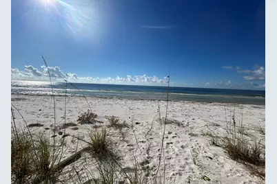 728 Gulf Shore Dr, Carrabelle, FL 32322 - Photo 11