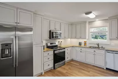 229 Balboa St, Port Saint Joe, FL 32456 - Photo 17