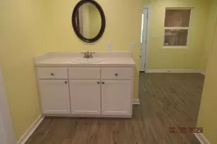 24 Parker Ave, Carrabelle, FL 32322 - Photo 11