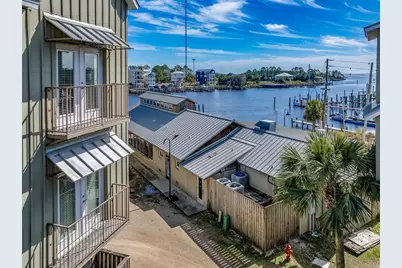 357 Pirates Landing Dr, Carrabelle, FL 32322 - Photo 3