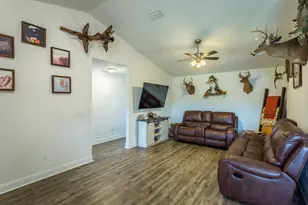 300 Blue Heron Dr, Eastpoint, FL 32328 - Photo 5