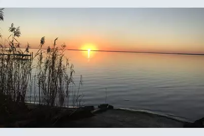 215 N Bay Shore Dr, Eastpoint, FL 32328 - Photo 13