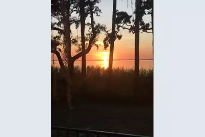 215 N Bay Shore Dr, Eastpoint, FL 32328 - Photo 13