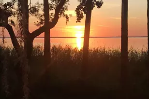 215 N Bayshore Dr, Eastpoint, FL 32328 - Photo 13