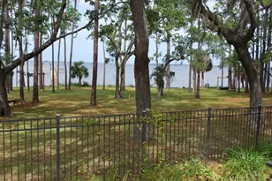 215 N Bayshore Dr, Eastpoint, FL 32328 - Photo 5