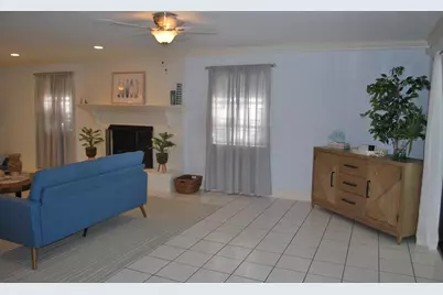 215 N Bay Shore Dr, Eastpoint, FL 32328 - Photo 25