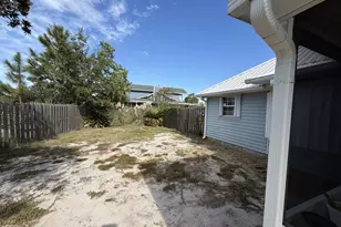706 Nautilus Dr, Port Saint Joe, FL 32456 - Photo 19