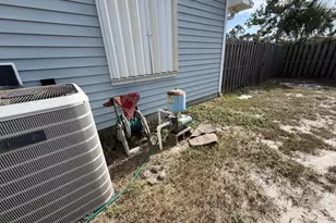 706 Nautilus Dr, Port Saint Joe, FL 32456 - Photo 31