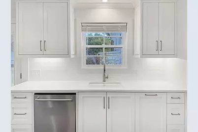 206 10th St, Port Saint Joe, FL 32456 - Photo 11