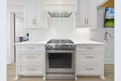 206 10th St, Port Saint Joe, FL 32456 - Photo 9