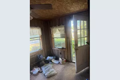 128 16th St, Apalachicola, FL 32320 - Photo 5