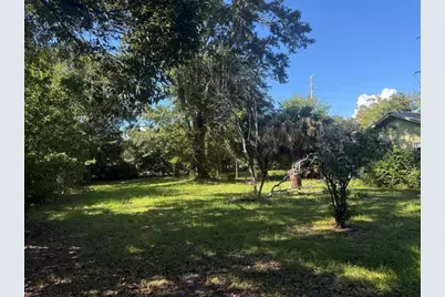 128 16th St, Apalachicola, FL 32320 - Photo 1