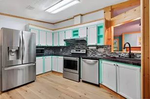 204 Riverview Dr, Wewahitchka, FL 32465 - Photo 15