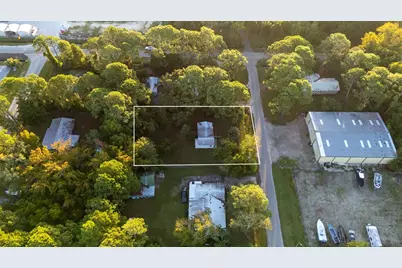 257 Hatfield St, Eastpoint, FL 32328 - Photo 7