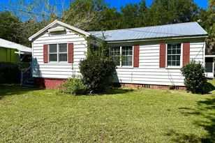 253 Hwy 98, Apalachicola, FL 32320 - Photo 3