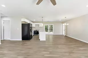 53 Bay Shore Dr, Apalachicola, FL 32320 - Photo 3