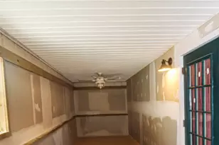 389 E Creekview Dr, Wewahitchka, FL 32465 - Photo 17