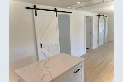 302 NW 9th St, Carrabelle, FL 32322 - Photo 11