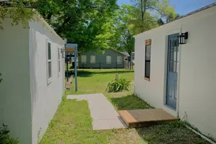 302 NW 9th St, Carrabelle, FL 32322 - Photo 25