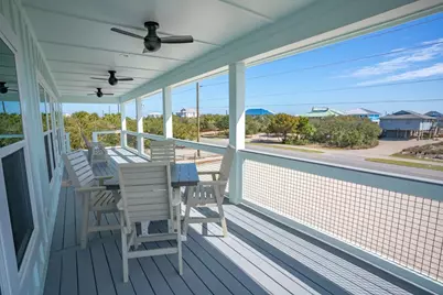 941 W Gulf Beach Dr, Saint George Island, FL 32328 - Photo 9