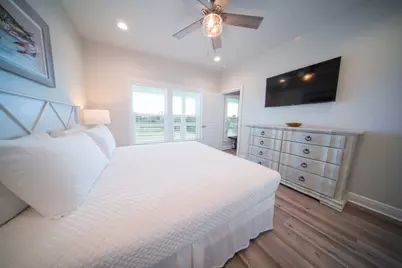 941 W Gulf Beach Dr, Saint George Island, FL 32328 - Photo 17