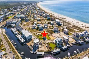 121 Miramar Dr, Mexico Beach, FL 32456 - Photo 35