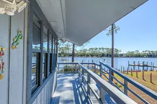 425 River Rd, Carrabelle, FL 32322 - Photo 11