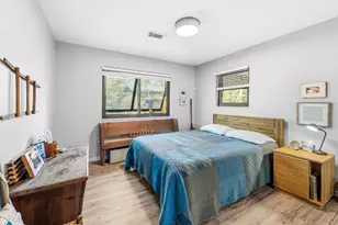 211 N Bayshore Dr, Eastpoint, FL 32328 - Photo 31