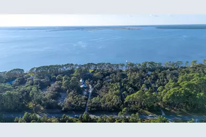 211 N Bay Shore Dr, Eastpoint, FL 32328 - Photo 71