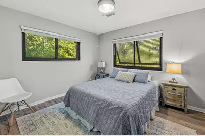 211 N Bay Shore Dr, Eastpoint, FL 32328 - Photo 27