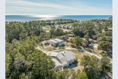 1810 Lighthouse Rd, Carrabelle, FL 32322 - Photo 1