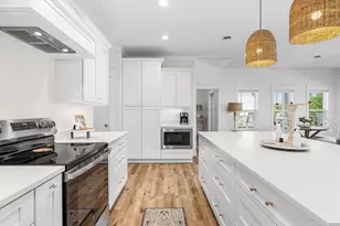 112 N 35th St, Mexico Beach, FL 32456 - Photo 11