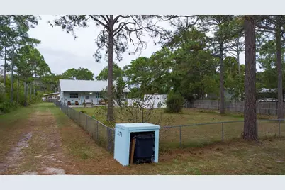 673 Wilderness Rd, Eastpoint, FL 32328 - Photo 35