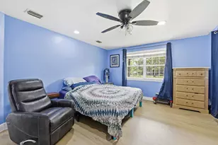 673 Wilderness Rd, Eastpoint, FL 32328 - Photo 9