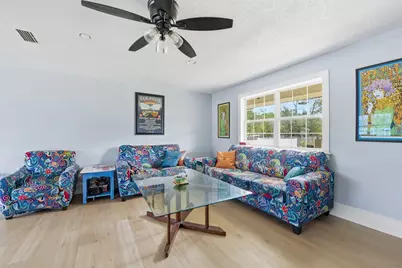 673 Wilderness Rd, Eastpoint, FL 32328 - Photo 5