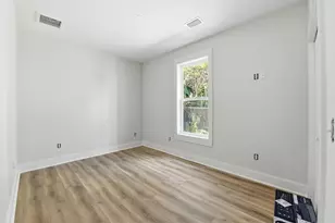 114 8th St, Apalachicola, FL 32320 - Photo 19