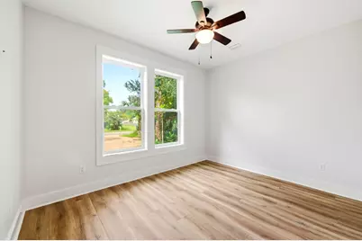 114 8th St, Apalachicola, FL 32320 - Photo 25