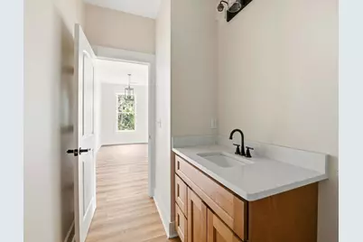 114 8th St, Apalachicola, FL 32320 - Photo 23