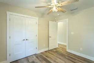 224 17th St, Apalachicola, FL 32320 - Photo 15