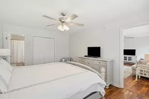 564 W Bay Shore Dr, Saint George Island, FL 32328 - Photo 27