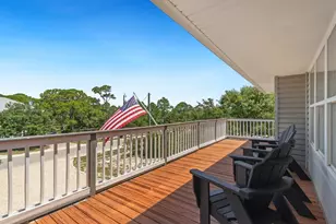 564 W Bay Shore Dr, Saint George Island, FL 32328 - Photo 9