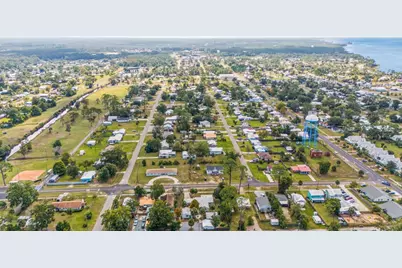 605 10th St, Port Saint Joe, FL 32456 - Photo 5