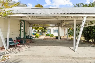 605 10th St, Port Saint Joe, FL 32456 - Photo 7