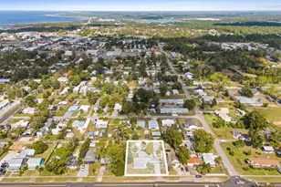 605 10th St, Port Saint Joe, FL 32456 - Photo 3